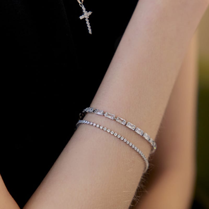 Lewe [2-bracelet set] Clear tennis bracelet