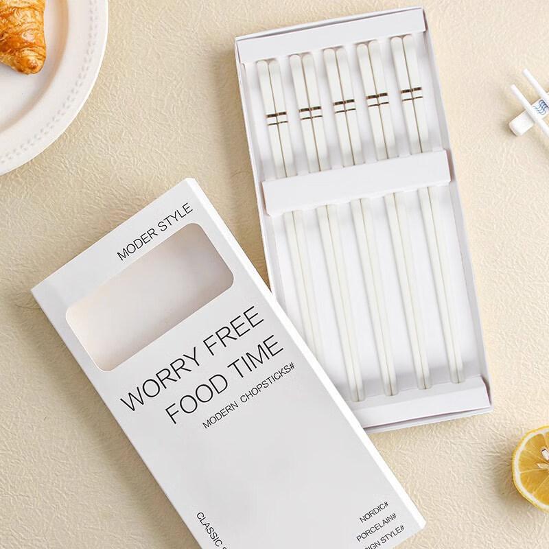 Huaqing White Porcelain Chopsticks Gift Set 5 Pairs Gift Box