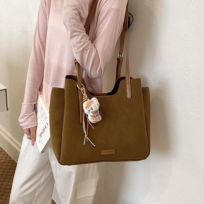 Fashion Versatile Portable Tote Bag Women's Spring and Summer New Daily Casual Commuter Shoulder Underarm Bag