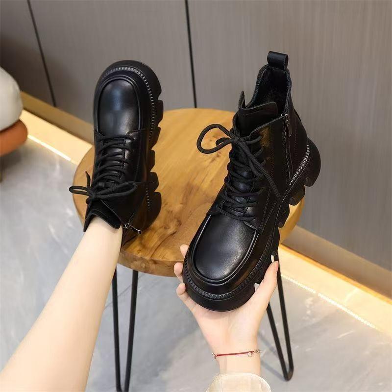 Martin boots women's autumn and winter new fashion show feet small casual short boots velvet lace-up thick-soled boots