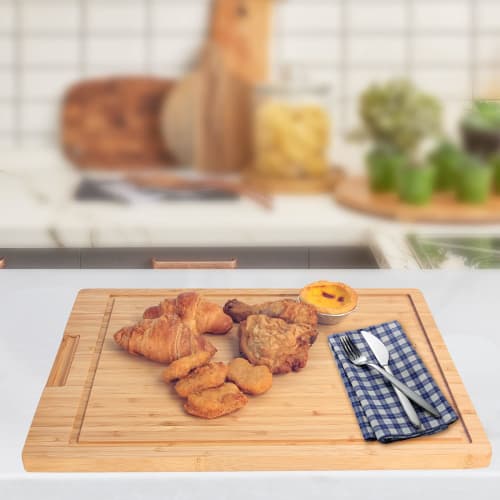 HANKEY Cutting Board, Natural Bamboo with Stand, Grooved, Pizza Board, Kitchen Board, Antibacterial, Recommended, 42*32*2cm
