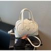 High-end fashion underarm bag women's spring new messenger bag casual pillow bag handbag