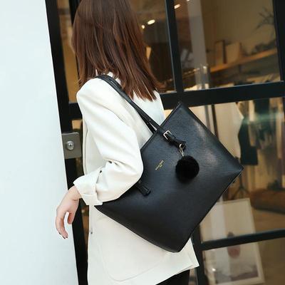 Women's Large Capacity Retro Handbags: Fashionable European and American Style Tote and Shoulder Bags