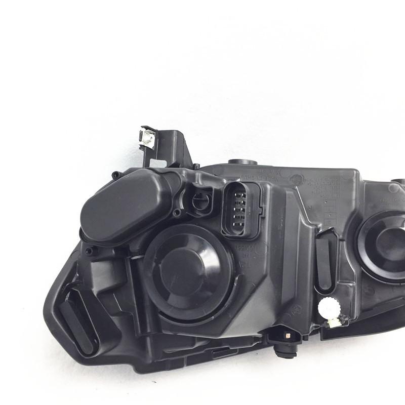 13-15 Volkswagen Jetta Headlight Assembly: New King Front Headlight