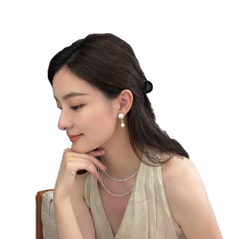 Zhuji Yuhe freshwater button pearl earrings, the same style as worn by the princess S9Silver Needle Baroque Pearl Classic Earrings