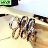 Shouman Rose Gold Color Color White Black Charm Finger Ring Woman Man Custom Engrave Name Bridal Party Event Wedding Occasion Jewelry 316L Stainless