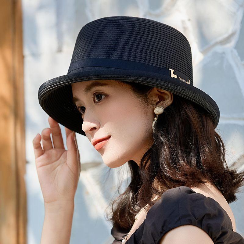 Chapeau de paille Nouveau Pare-soleil Été Mode Chapeau haut de forme Bouclé Chapeau Bob Voyage Protection Solaire Chapeau de soleil Chapeau de soleil d'extérieur Femmes