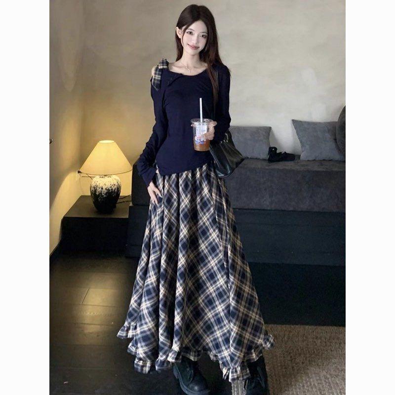 2026 Spring Fashion Women's Long Sleeve T-shirt & High Waist Plaid Skirt Set