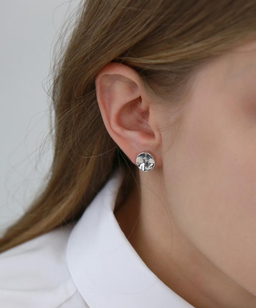 Reindeer Mute Earring 08