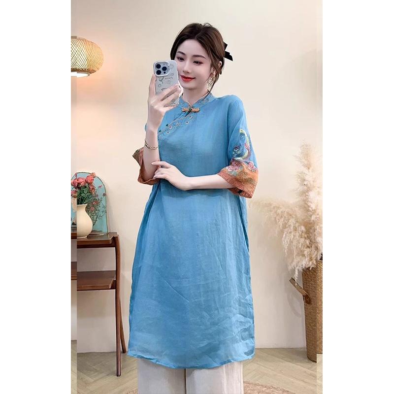 

Feeling new national style, five-quarter sleeves, short sleeves, medium and long cotton and linen tops, new summer models, versatile embroidery M синій