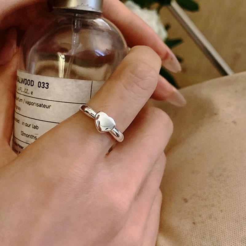 

Винтажные женские серебряные кольца