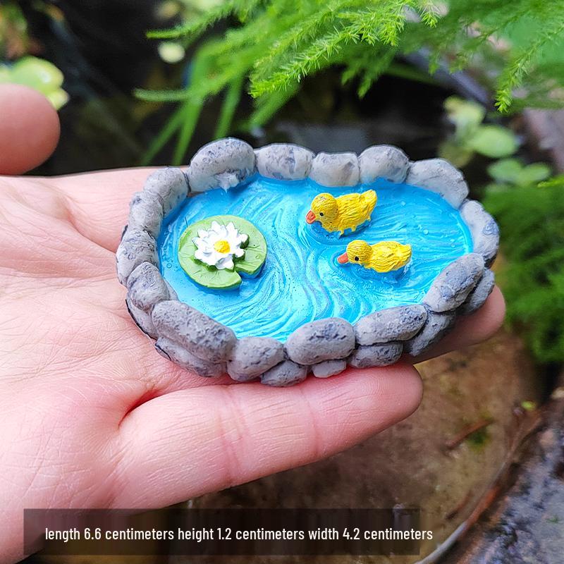 Mini Lotus Pond Micro Landscape Ornament – Rockery Fish Tank DIY Sand Table Bonsai Decoration