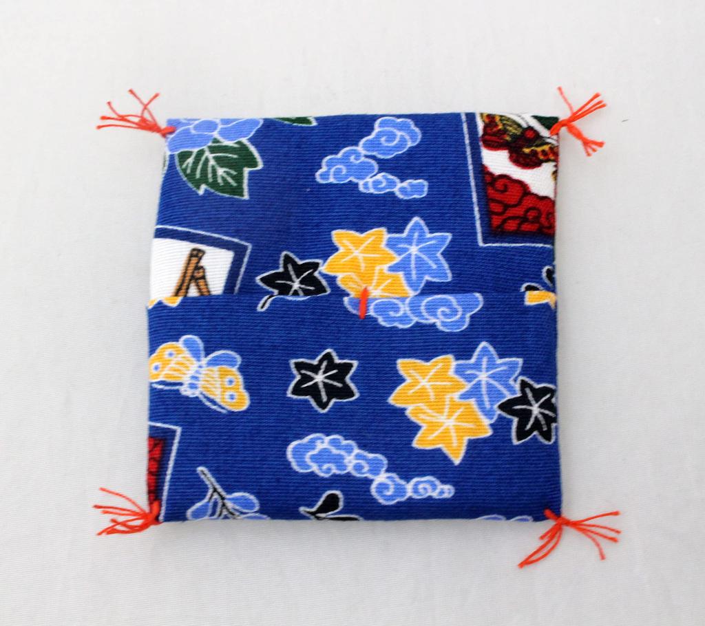 Castle Enterprises Mini Cushion for 5 Assorted Designs Small x Made in Japan Maneki-neko (Lucky Cat) Ornaments, (Blue), (6.5cm 6.5cm),