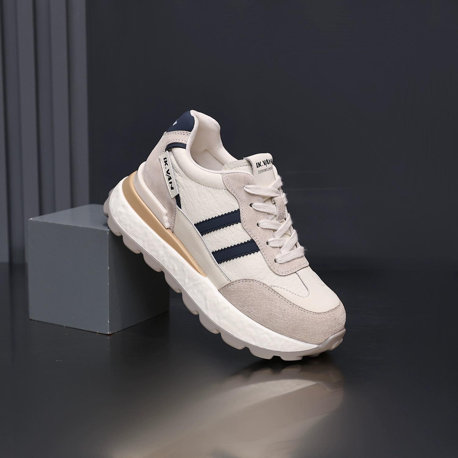 

Универсальные красные немецкие кроссовки на толстой подошве для женщин, новая модель 2025 года, обувь «Форрест Гамп», которая визуально уменьшает стопу и не вызывает усталости ног. Спортивные и л 40