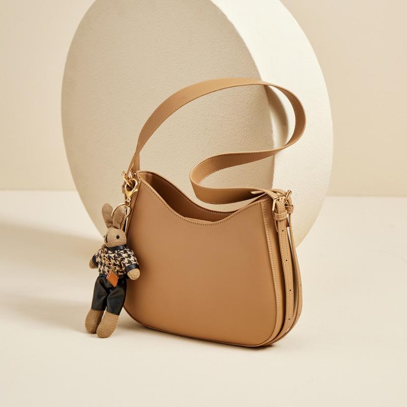 

Mrs. Qiao Bag Women 2025 New Hot Style Autumn Winter Versatile Retro Crossbody Bag Women Genuine Leather Underarm Bag Single Shoulder Long24.5CM、Wide7.5CM、