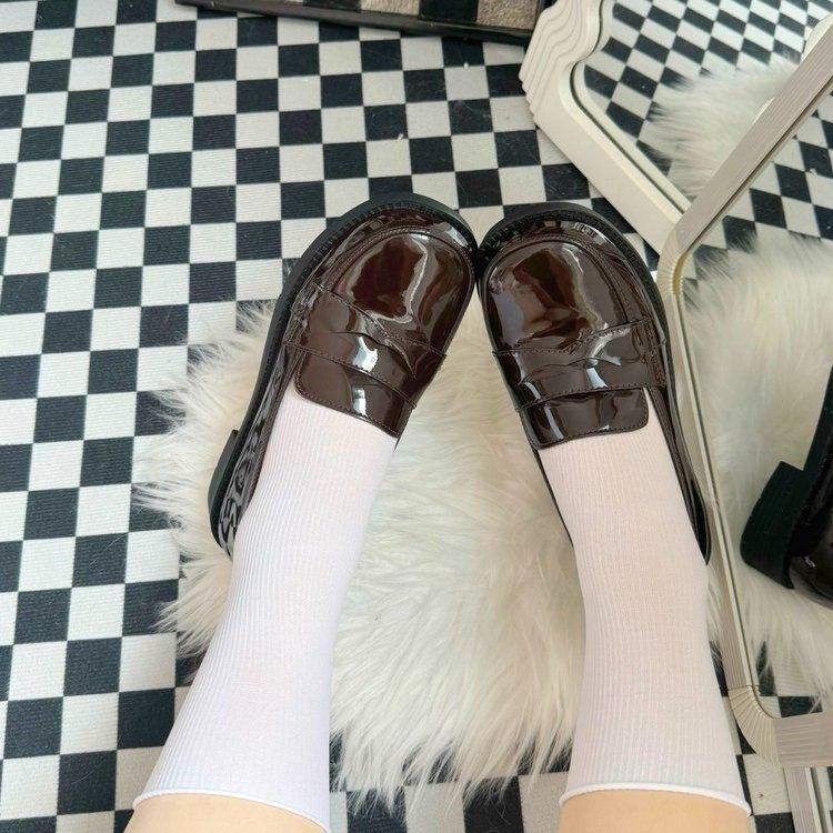 

Японские маленькие кожаные туфли женские студенческие универсальные 2025 лето новые британский колледж стиль черные ретро jk лоферы одинарные туфли 40 бордовый