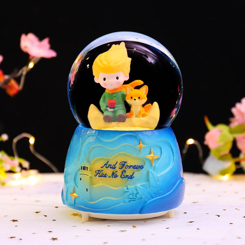 Astronaut Crystal Ball Music Box Ornament - Student Snow Globe Birthday Gift