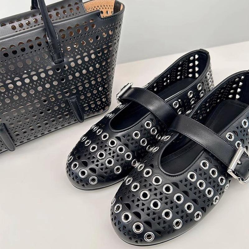 Niche Design Heavy Industry Rivets Hollow One-word Flat Mary Jane Shoes Soft-soled Fragrant Ballet Shoes