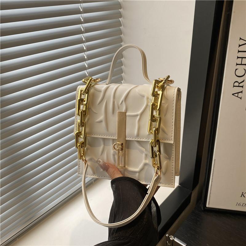 

Pleated popular texture autumn new lock trend crossbody simple chain shoulder portable small square bag белый