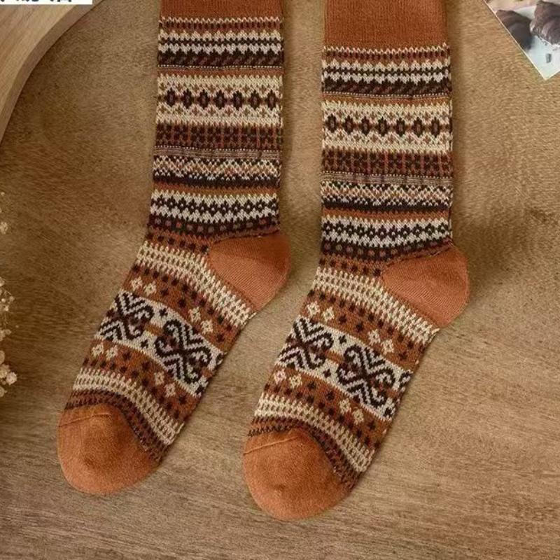 

Зимние Удобные Винтажные Повседневные Носки Вязаные Носки до Середины Икры для Женщин 1 Pair оранжевый