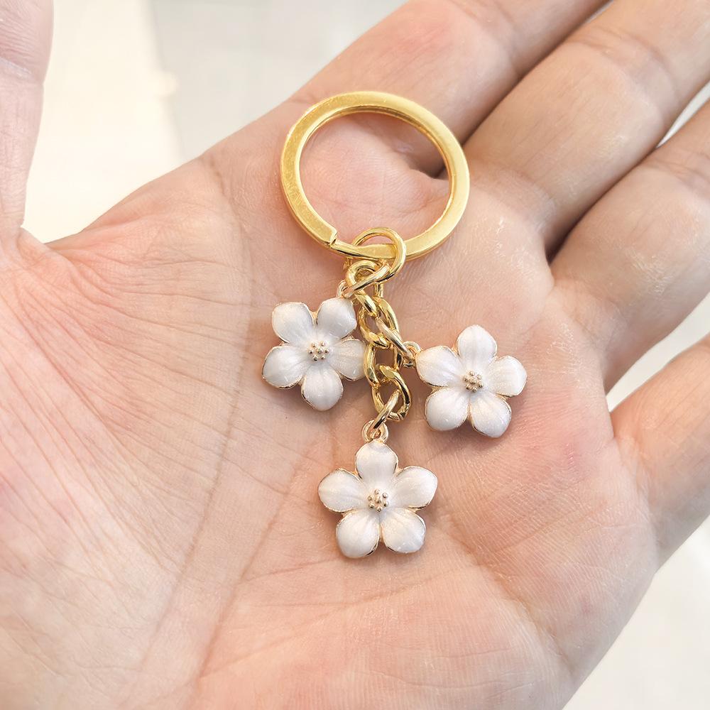 Cherry Blossom Keychain Simple Flower Pendant for Phone and Bag Decoration Couple Family Keychain Pendant