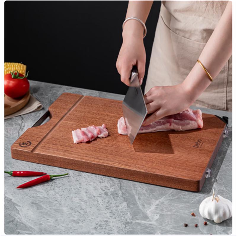 Debao Kelvin Wood Cutting Board
