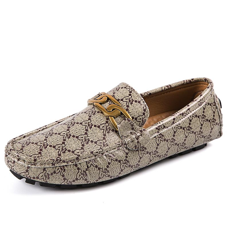 New Men Loafers 2024 Gold Red Luxury Brand Fashion Designer Patent Leather Driving Footwear Mens Comfy Boat Casual Shoes for Men