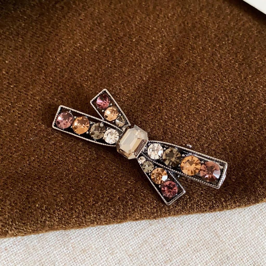 Diamond dripping oil flower butterfly pearl fringed clip hairpin exquisite hairpin headgear design sense niche