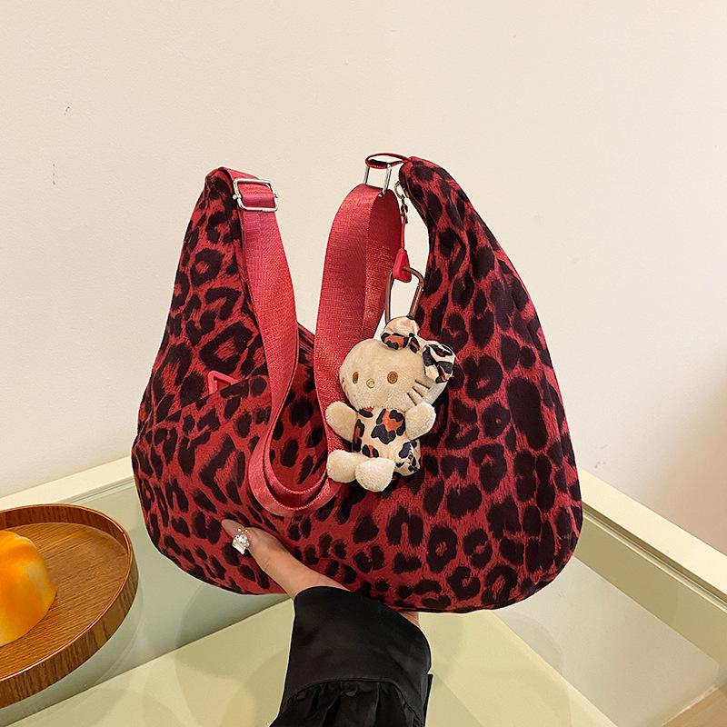

Холщовая сумка с леопардовым принтом женская осенне-зимняя новая большой вместимости подмышечная сумка-пельмень классная для поездок на работу плечевая сумка-мессенджер