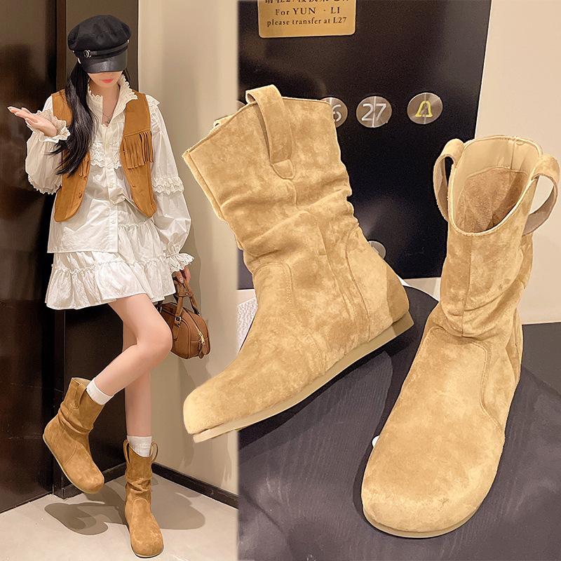 Internet celebrity heap boots 2025 new round head versatile flat bottom western cowboy boots matte leather short boots women's spring and autumn sing
