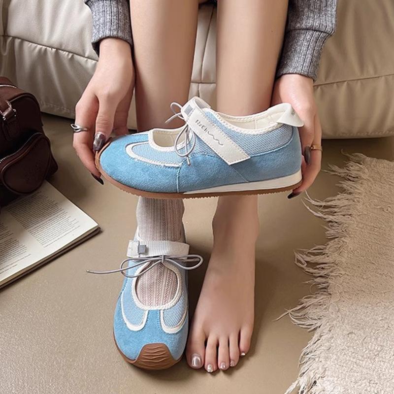 New hollow shallow mouth versatile German training shoes 2025 summer senior sense retro breathable mesh flat bottom casual shoes women