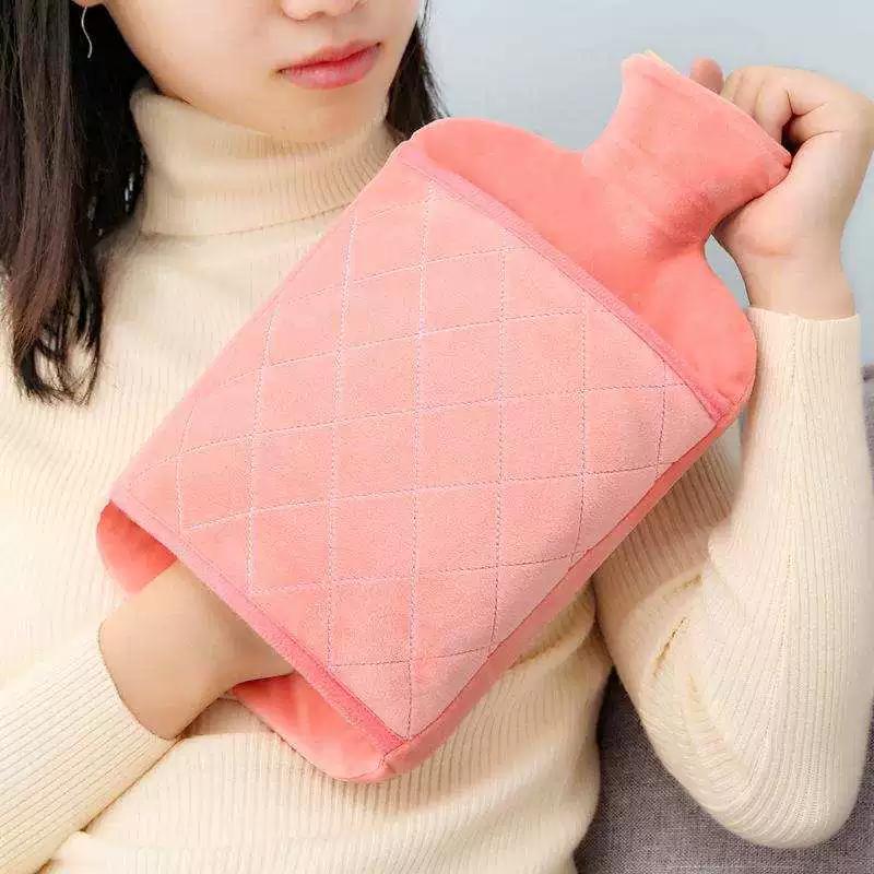 Thickened Explosion-Proof Plush Hot Water Bottle for Filling with Water, Warm Water Bag for Warming the Abdomen, Suitable for Women, Home Use, Hot