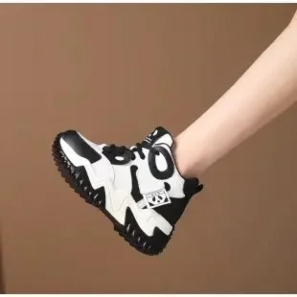 Fashion Casual Platform Sport Shoes for Women Lace Up Thick Soled Sneakers Ladies Heighten Casual Shoes Woman Chaussure Femme