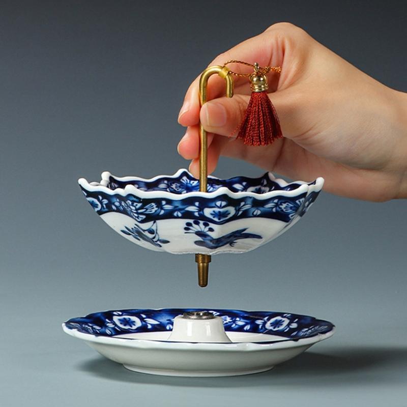 Umbrella Shape Strainer Blue and White Porcelain Tea Infuser For Tea Ceremonies And Everyday Brewing
