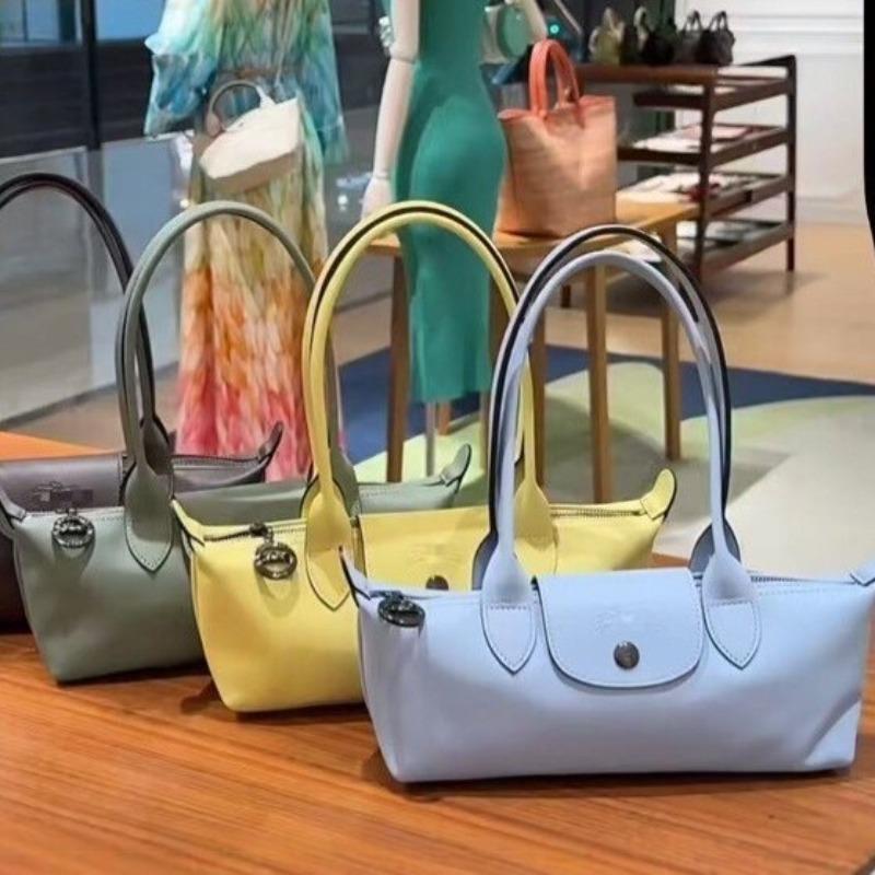 Nuova borsa baguette con drago intarsiato borsa a sacchetto in pelle di agnello borsa da lavoro a spalla singola crossbody borsa da braccio