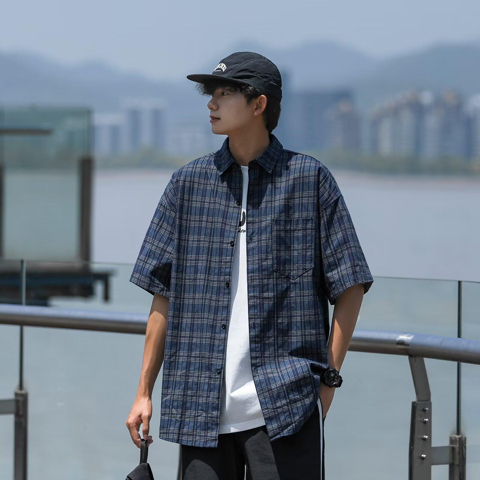 

Men s Trendy Hong Kong Style Loose Five-Sleeve Casual Short-Sleeve Shirt L