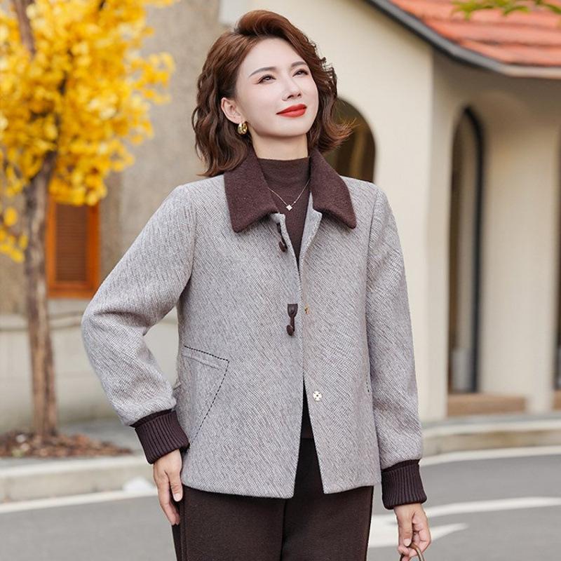 Winter Clothing, Autumn and Winter Plush Coat, New Thickened Top, Women's High-end Woolen Clothing