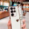 For Samsung A53 S25 Ultra Case Cute Love Heart Plating Wristband Phone Holder Cover For Galaxy S24 Ultra S23 S22 S21 Cases Shell