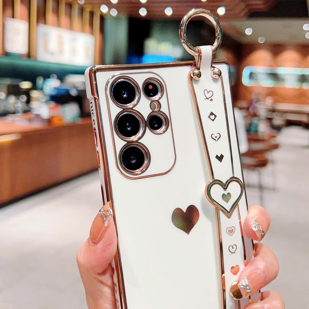 For Samsung A53 S25 Ultra Case Cute Love Heart Plating Wristband Phone Holder Cover For Galaxy S24 Ultra S23 S22 S21 Cases Shell
