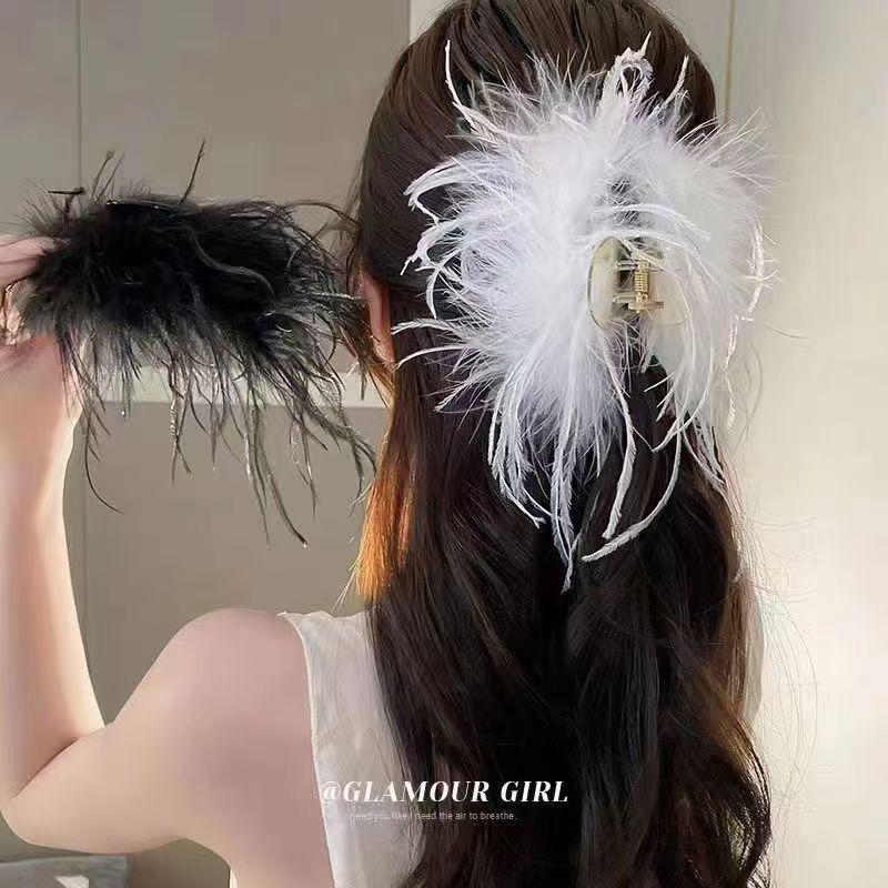 Trendy French Feather Hairpin: Elegant Large Claw Clip for Thick Hair