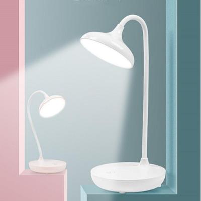 Lampada da tavolo a LED per protezione degli occhi Lampada da tavolo a LED alimentata tramite USB Lampada da tavolo da lettura per studio Lampada da comodino per camera da letto per protezione degli occhi