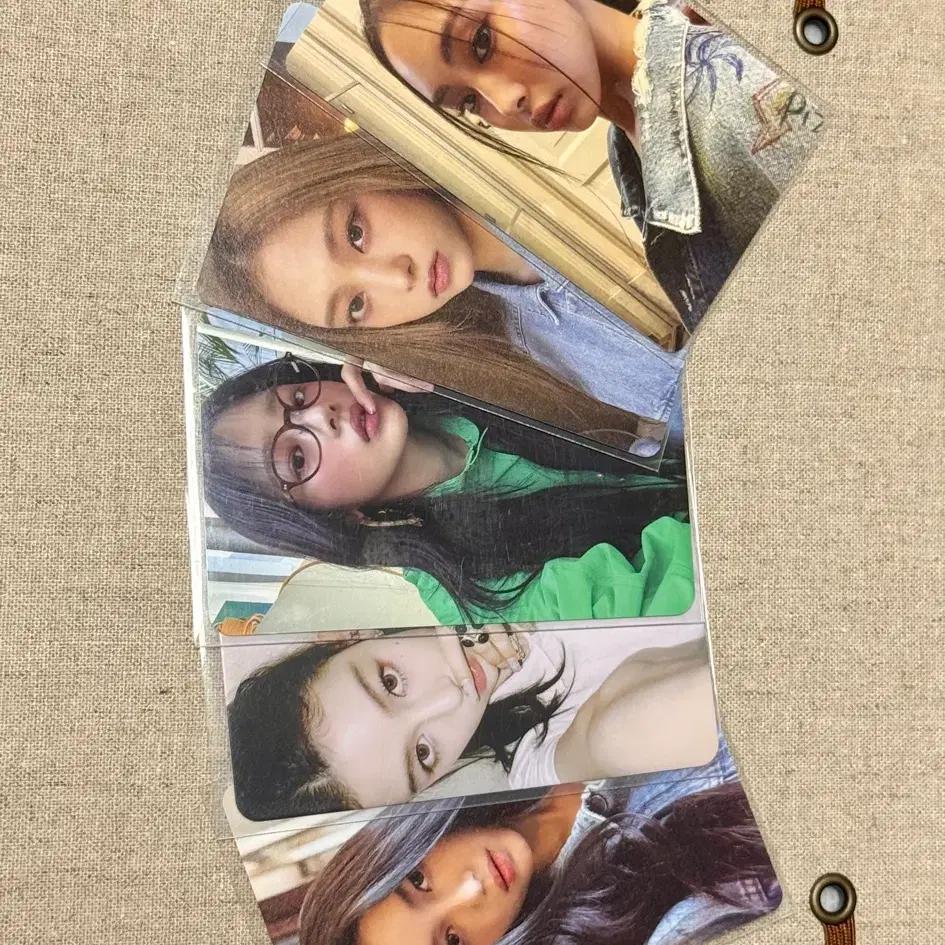 NEW JEANS Photocard Set