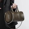 Borsa Boston vintage: Borsa a mano da donna in pelle conciata al vegetale leggera e di lusso