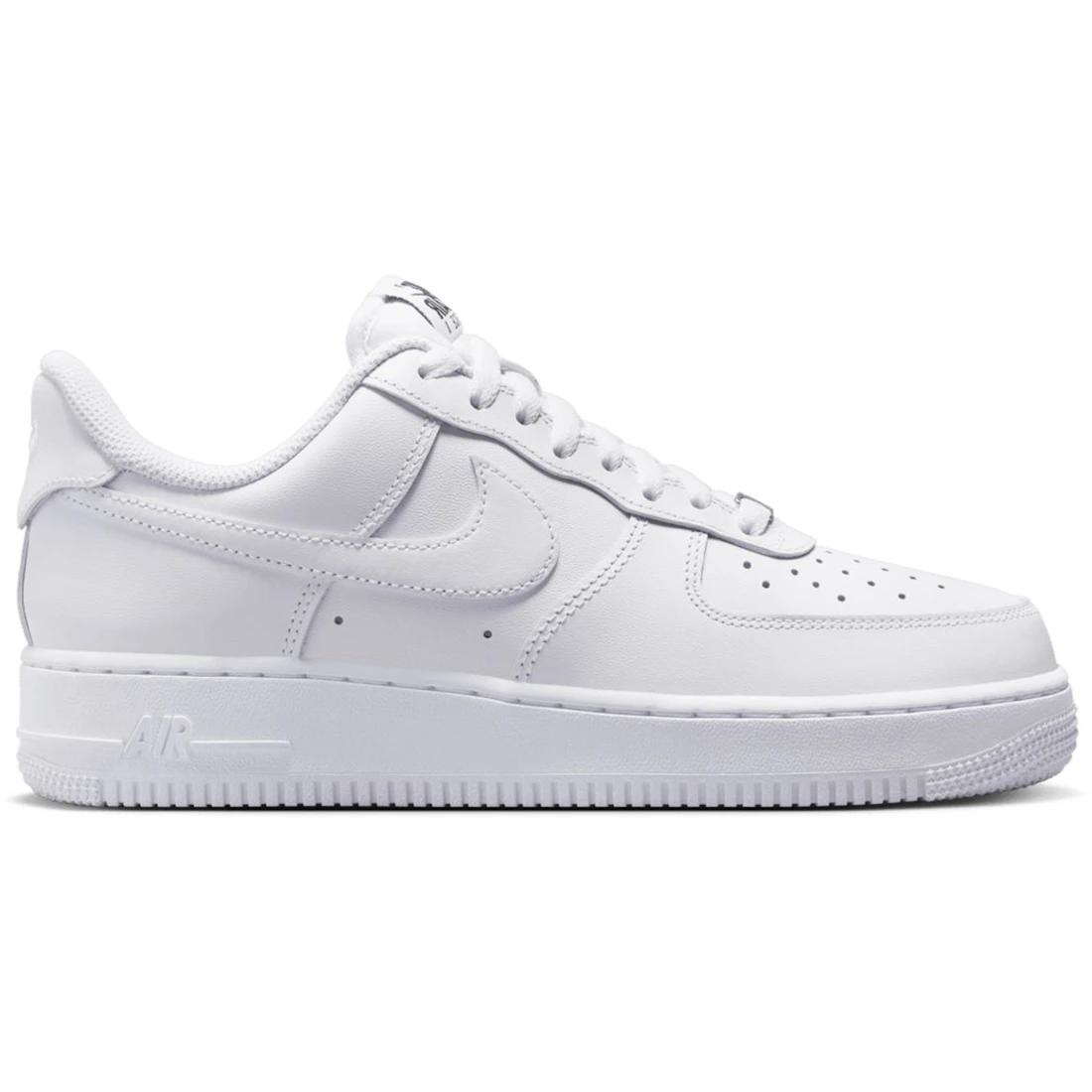 

Sneaker Nike Air Force 1 Low 07 Flyease Triple White (Women s)(DX5883-100) 40.5