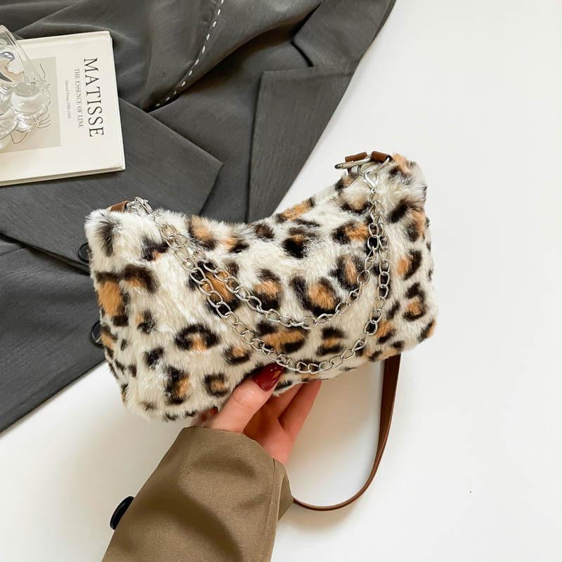 

Plush bag autumn and winter fluffy texture messenger bag women s fashion versatile bag commuter underarm bag women