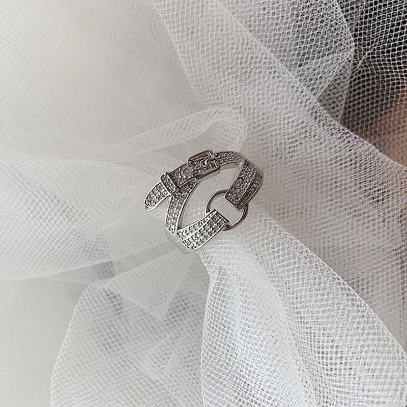 Unique Rhinestone Embellished Silver Ring For Women Versatile For Daily Wear And Gifts