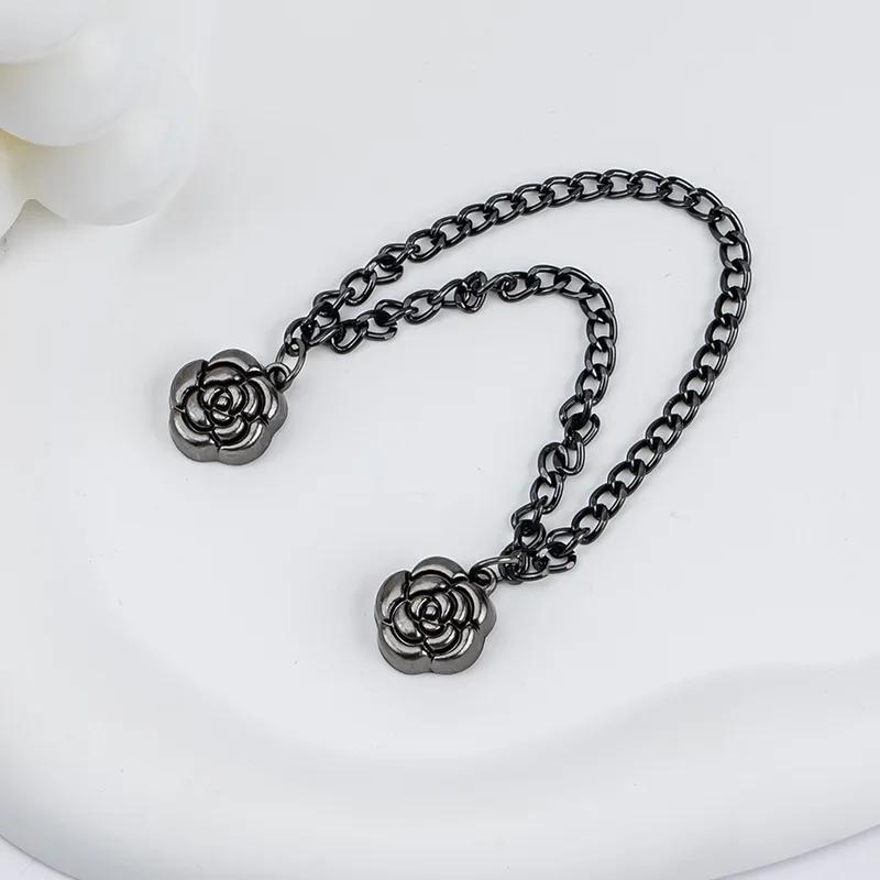 1Pc Multi-Function Magnetic Clothing Clip with Chain Metal Buttons Clip Clothes Scarf Trouser Legs Cuff Fixing Magnet Pin Decor