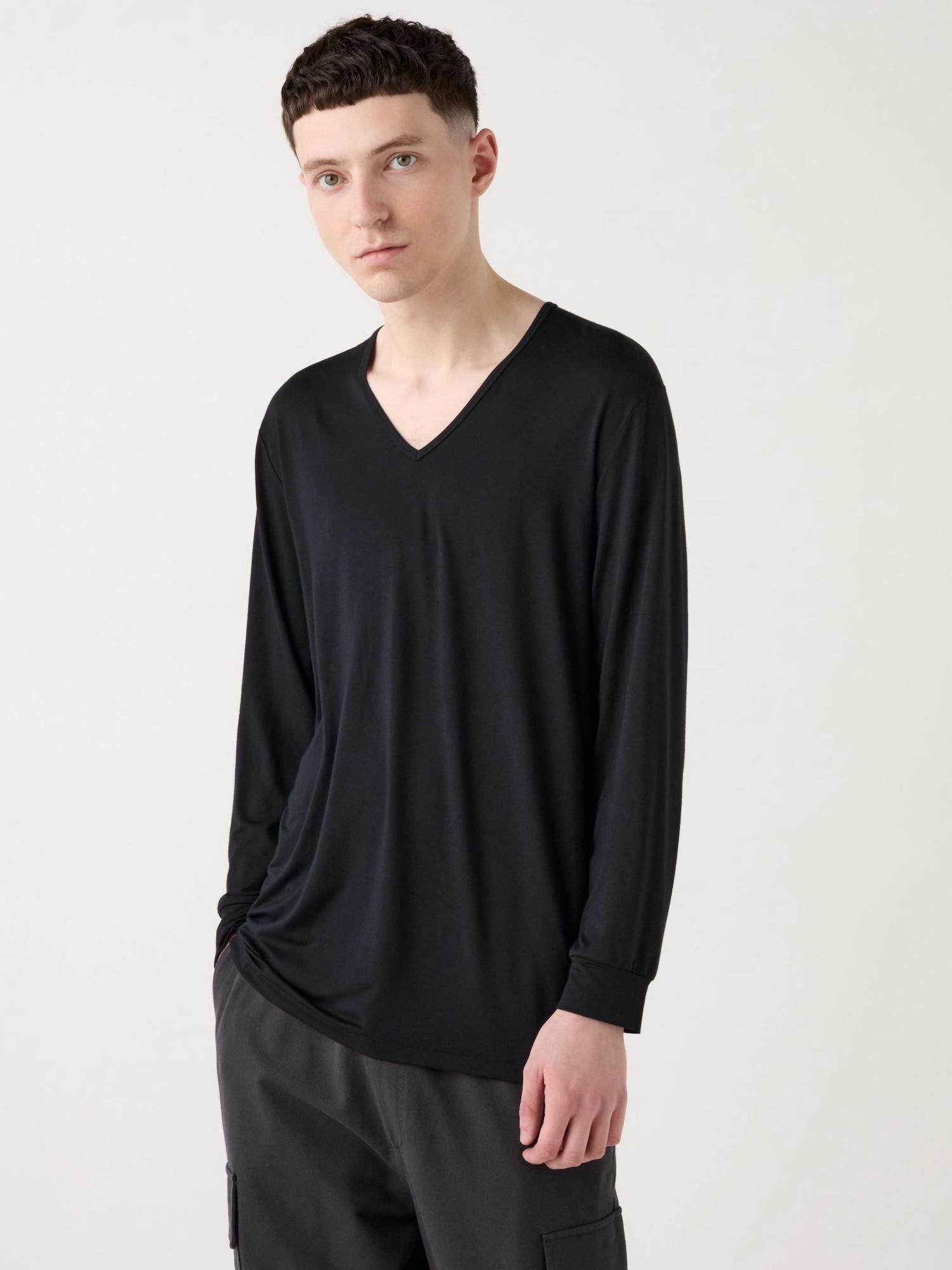 

Футболка Uniqlo Japan HeatTech с V-образным вырезом и 4 рукавами 09 BLACK/XS