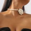 New Fashion Imitation Pearl Flower Neck Chokers Elegant Camellia Clavicle Chain Retro Romance Wedding Necklace Jewelry Gifts
