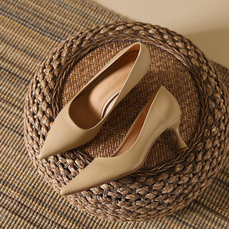 Low Heels Pumps for Women Leather Closed Toe Pointed Toe Kitten Heels Comfort Slip On Stiletto Pumps Women's Work Office Business Wedding Dress Shoes